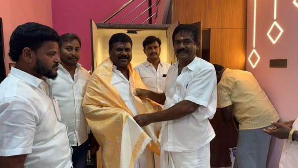 Participation in Housewarming Ceremony at Kannakkankadu