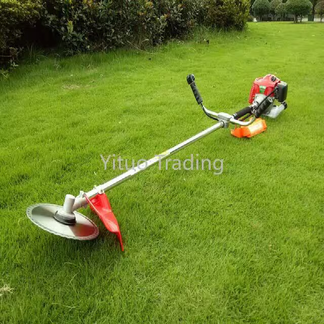 Grass Cutting Machine